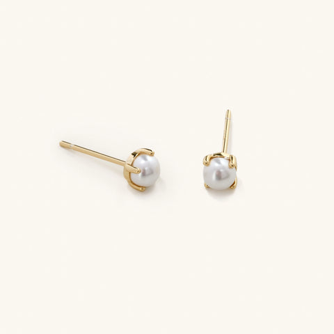 Golden Pearl Stud Earring